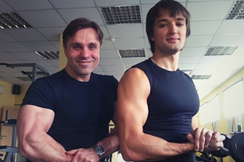 лучший фитнес тренер