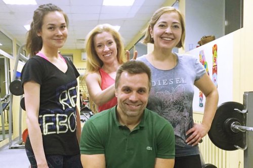 Фитнес тренер Лев Гончаров. Тренировки для женщин.