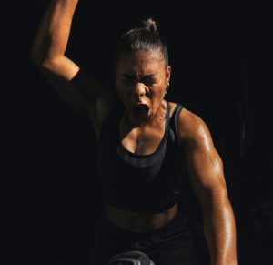 женщина лицо фитнеса